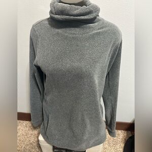 Nike Gray DriFit Women's Medium Thick Turtleneck Sweatshirt